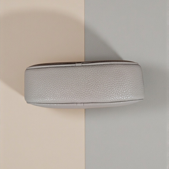 Marc Jacobs Taupe Leather Crossbody Bag - Picture 2 of 10